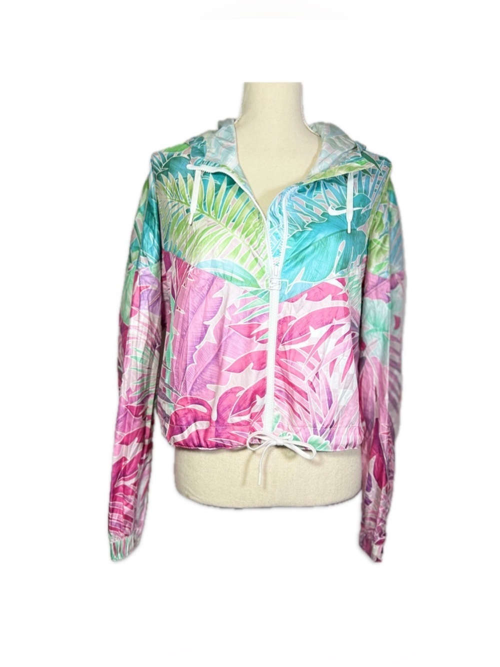 Nike Lightweight Jacket Women’s Size Medium Floral Print Pastel Colors
